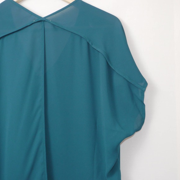 LUSH V-Neck Sheer Green/Blue Blouse Size S - Picture 4 of 7